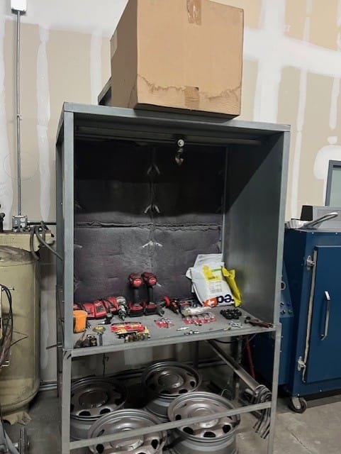 Standard Tools Powder